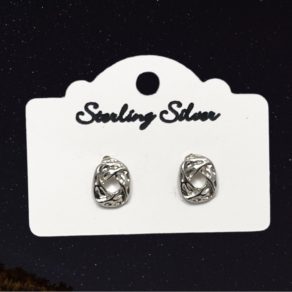 🌸Sterling Silver- Braided Small Stud Earrings - Picture 1 of 5